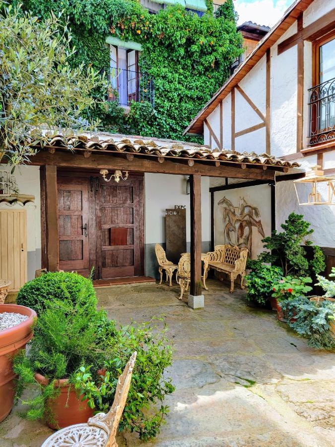 Posada Restaurante Casa De La Sal Candelario Extérieur photo