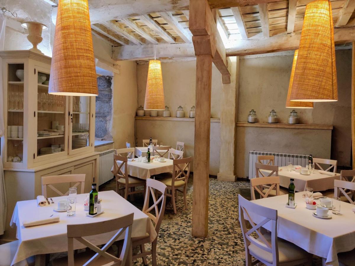 Posada Restaurante Casa De La Sal Candelario Extérieur photo