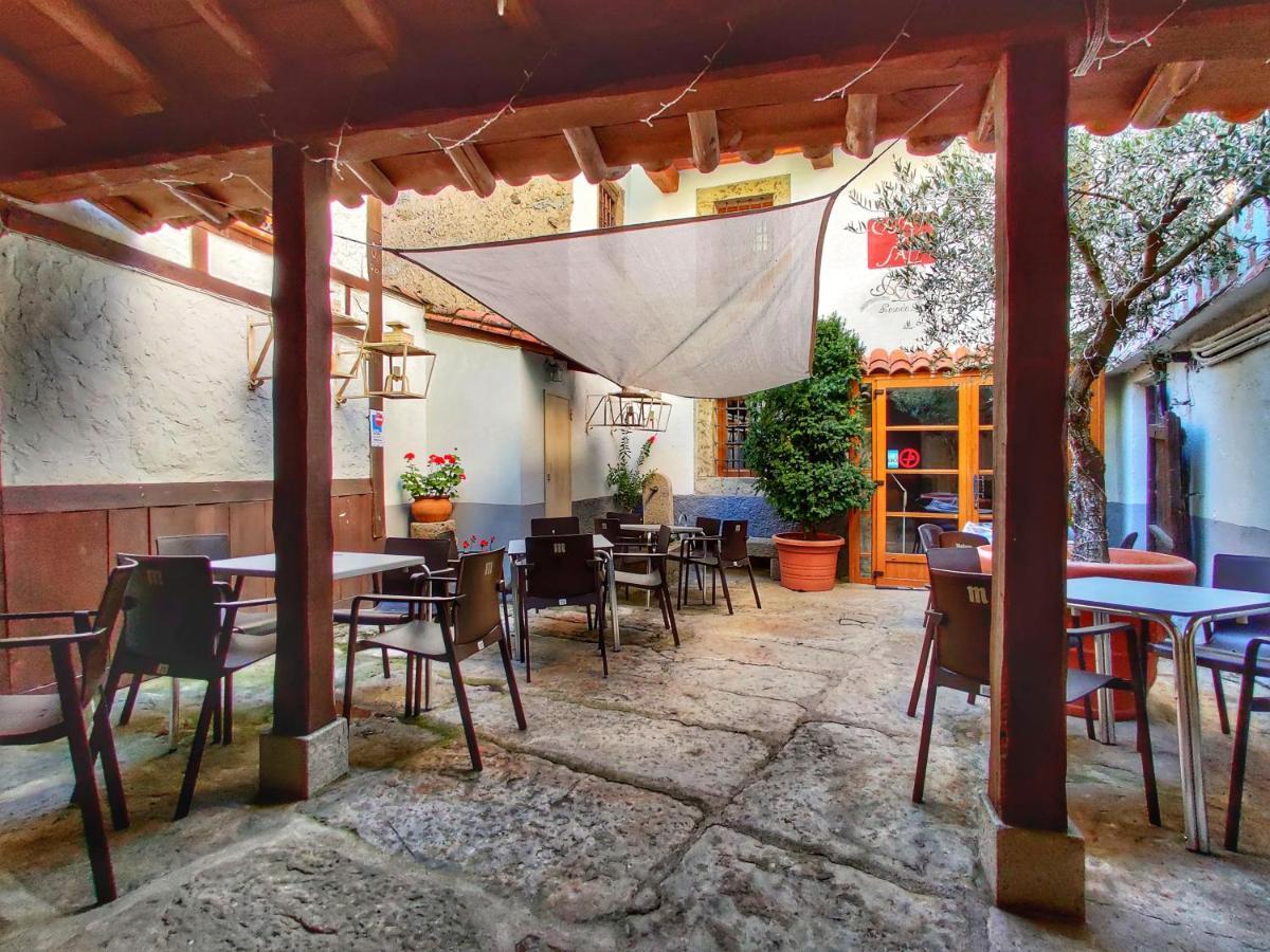 Posada Restaurante Casa De La Sal Candelario Extérieur photo